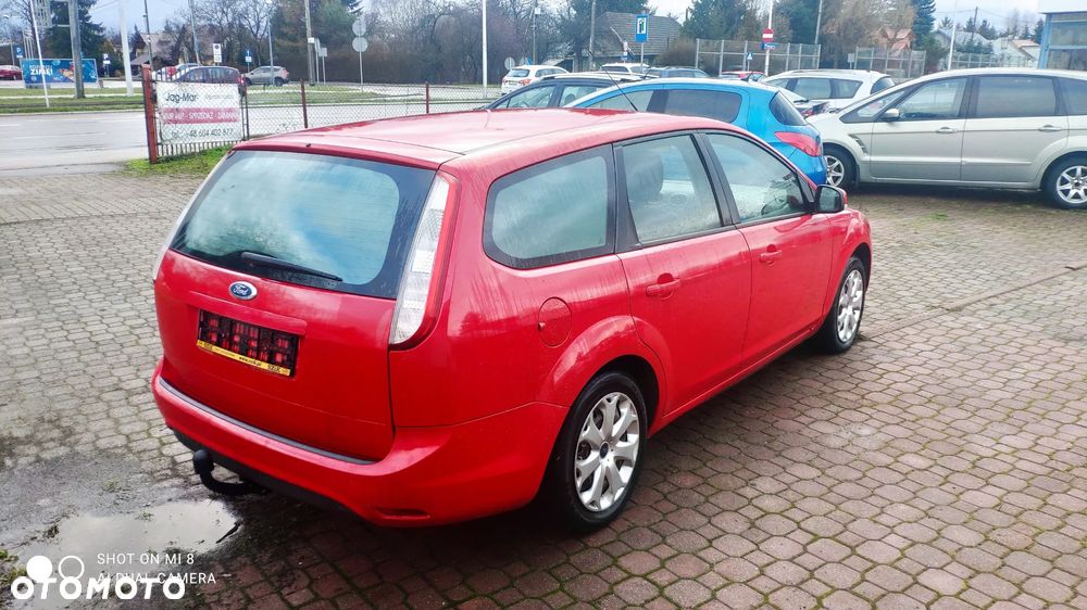 Ford Focus 1.8 Style+ - 3