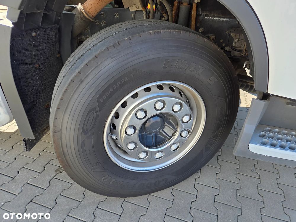 Volvo FH 460/ 430Tkm/ HYDRAULIKA/ 4 PODUSZKI TYŁ/ LEKKA 7583kg Brutto - 2