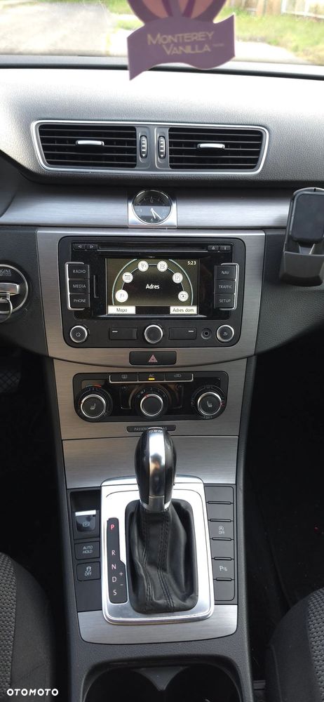 Volkswagen Passat 2.0 TDI Comfortline DSG - 22