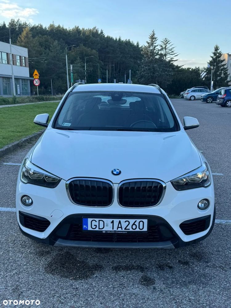 BMW X1 xDrive18d - 4