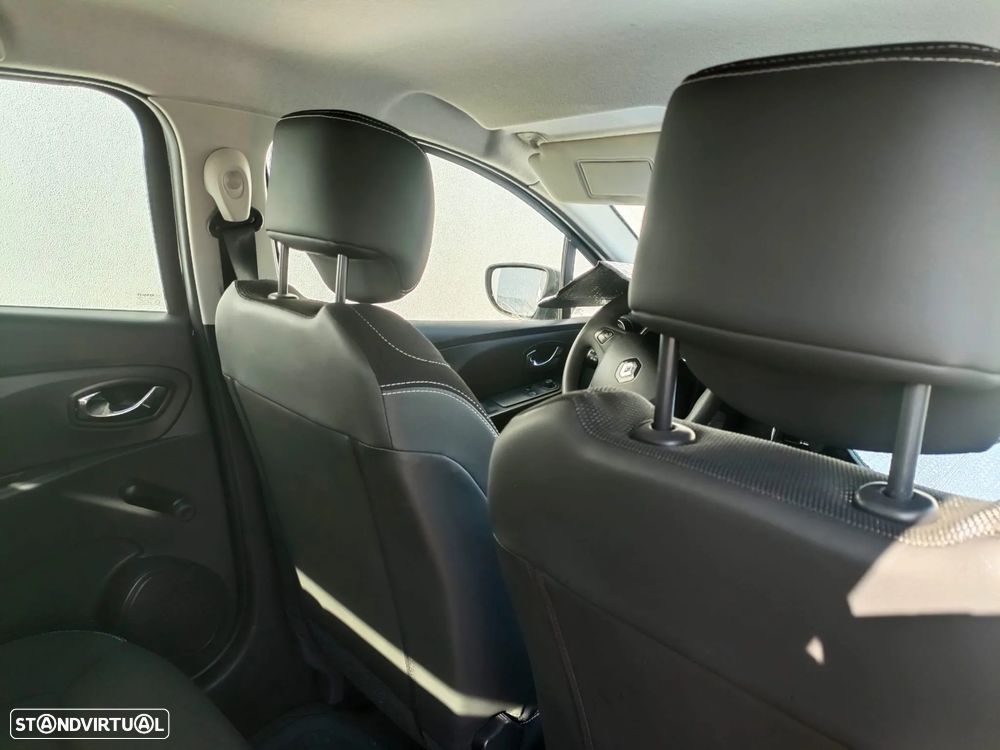 Renault Clio - 13