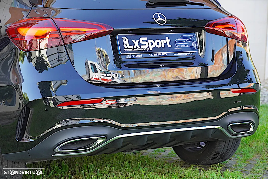 Mercedes-Benz A 250 e AMG Line - 15