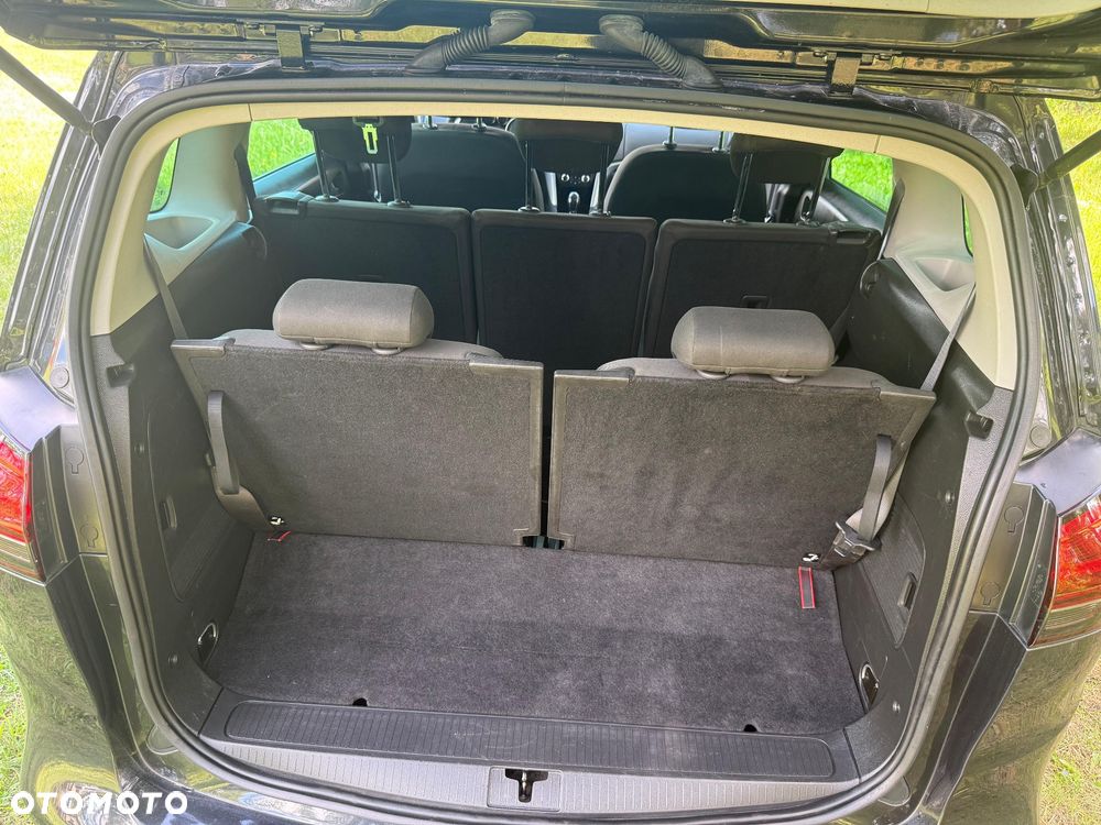Opel Zafira - 8