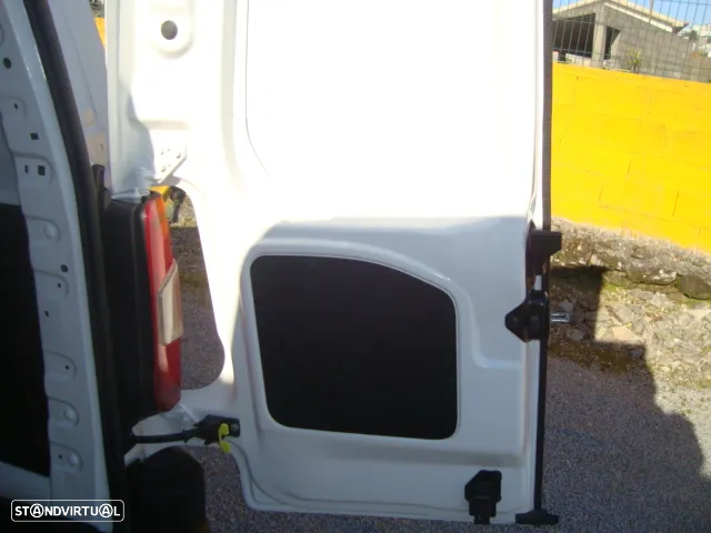Opel COMBO  LONGA - 32