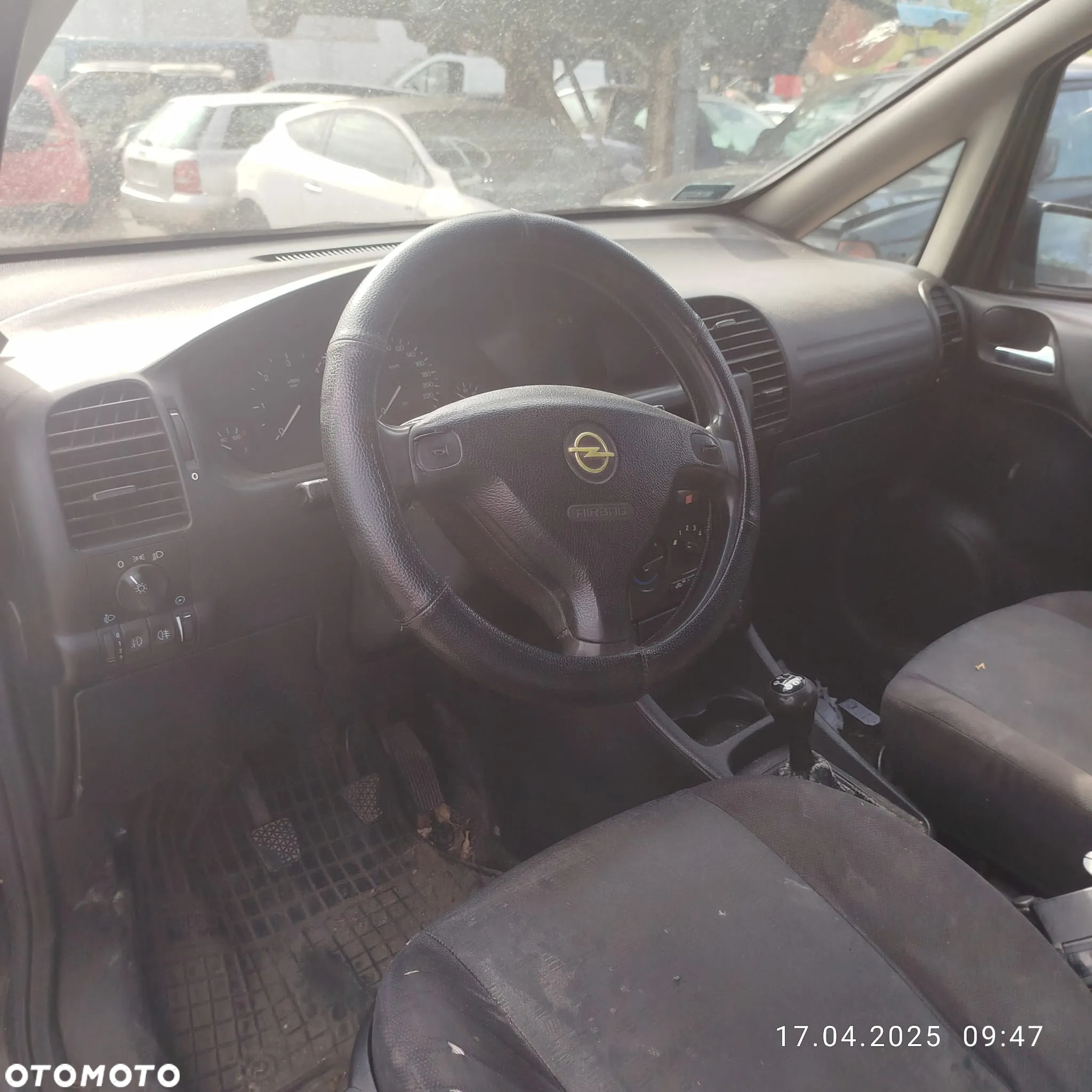 Opel Zafira A na części . - 6