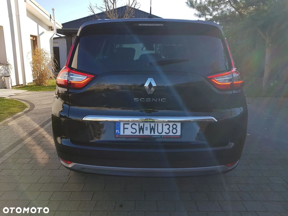Renault Grand Scenic - 8
