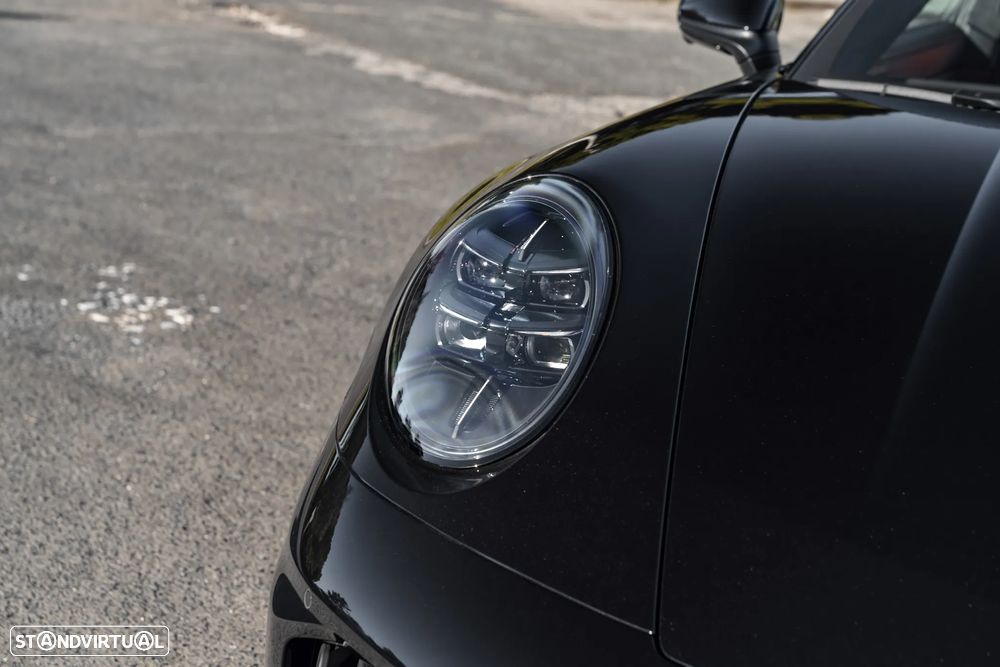 Porsche 911 (992) Carrera 4 GTS - 7