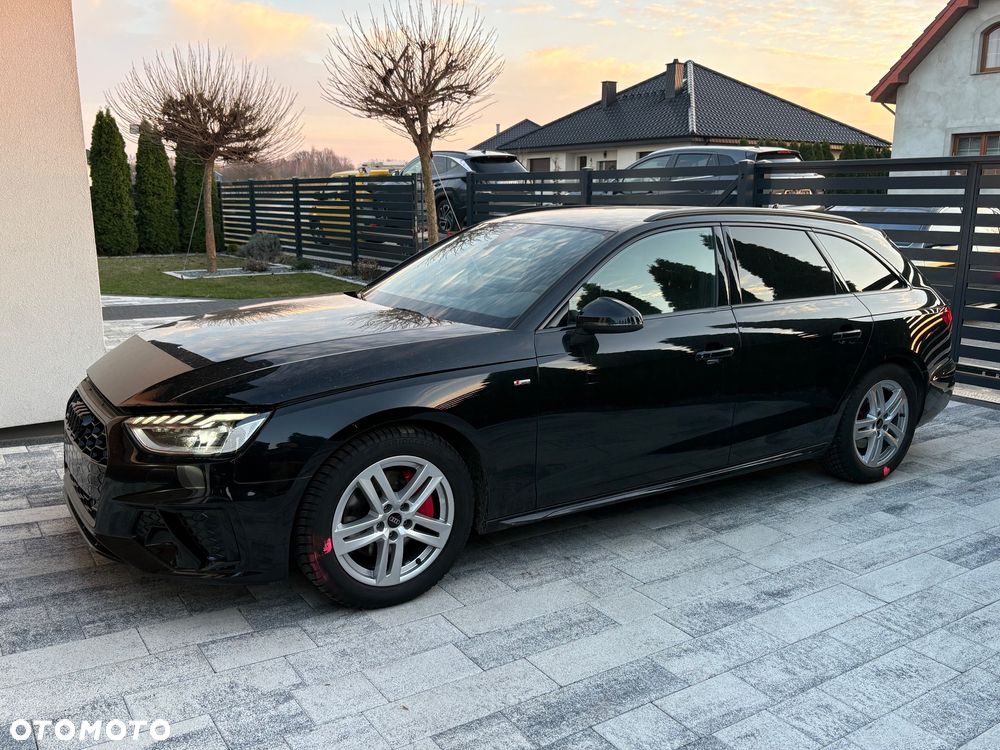 Audi A4 Avant 40 TFSI S tronic S line - 4