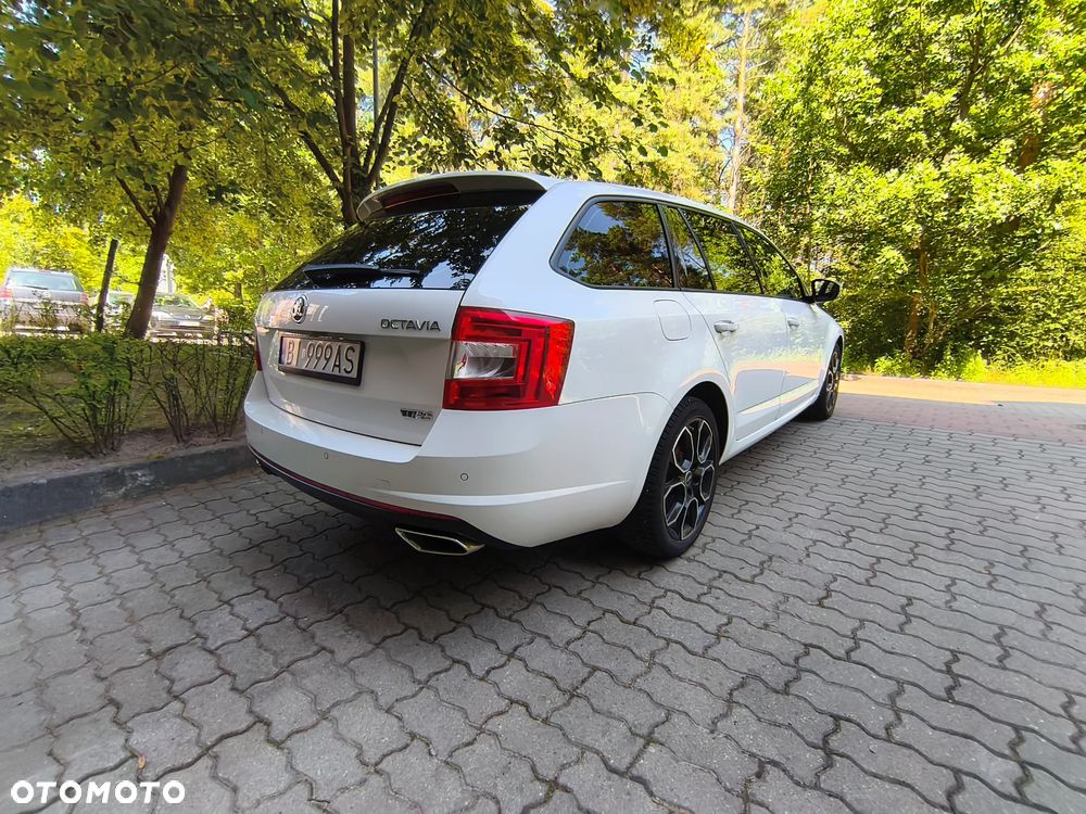 Skoda Octavia 2.0 TDI RS - 4