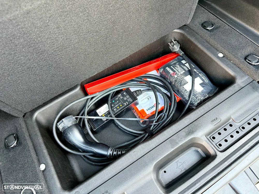 Jeep Wrangler Unlimited 2.0 4xe Plug-In Hybrid Hardtop Rubicon - 35