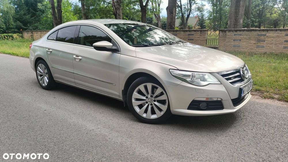 Volkswagen Passat CC - 2