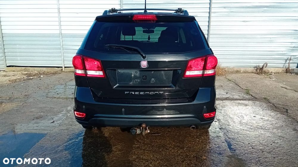 Tylko części Fiat Freemont 2.0 Mjet 140KM 103kW 939B5000 lakier PXR 11r-15r - 2