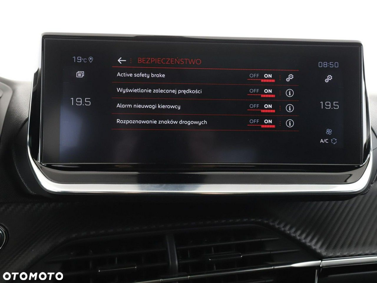Peugeot 2008 1.2 PureTech GT Line S&S - 28