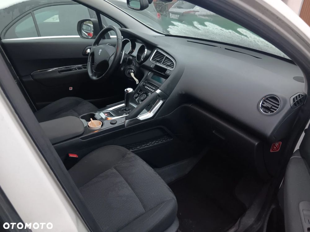 Peugeot 3008 HDi FAP 110 EGS6 Business-Line - 2