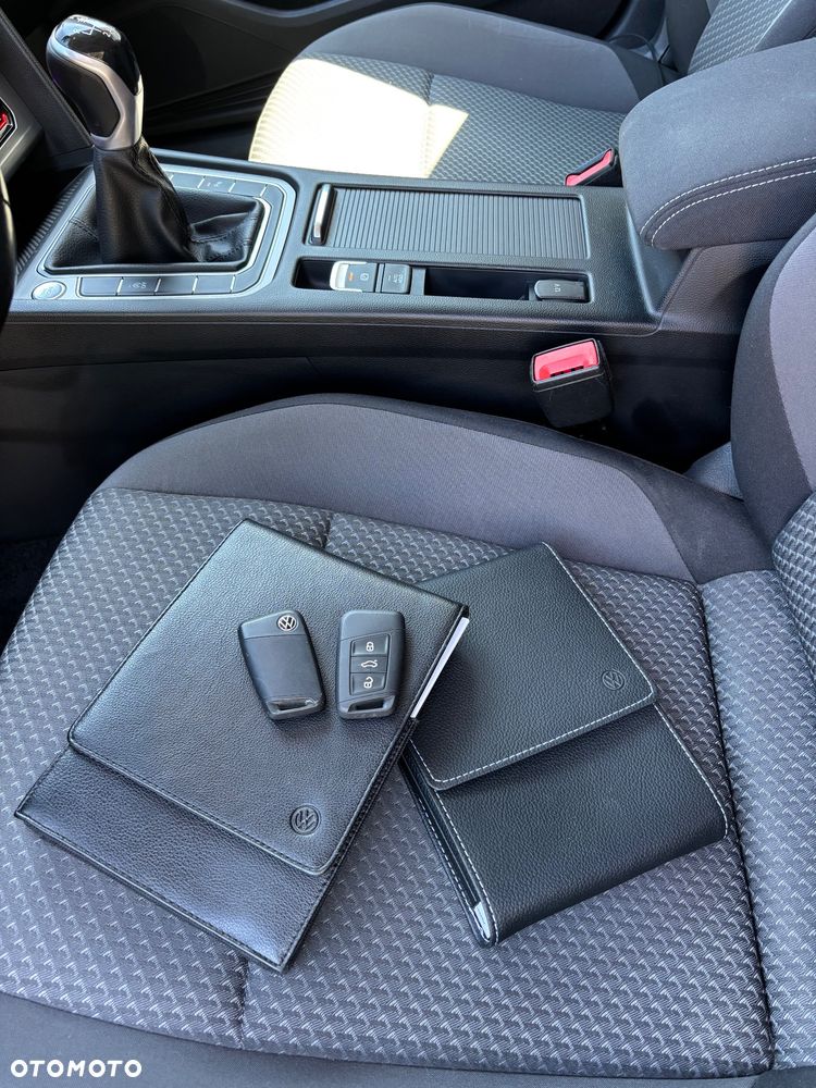 Volkswagen Passat 1.5 TSI EVO Essence - 28