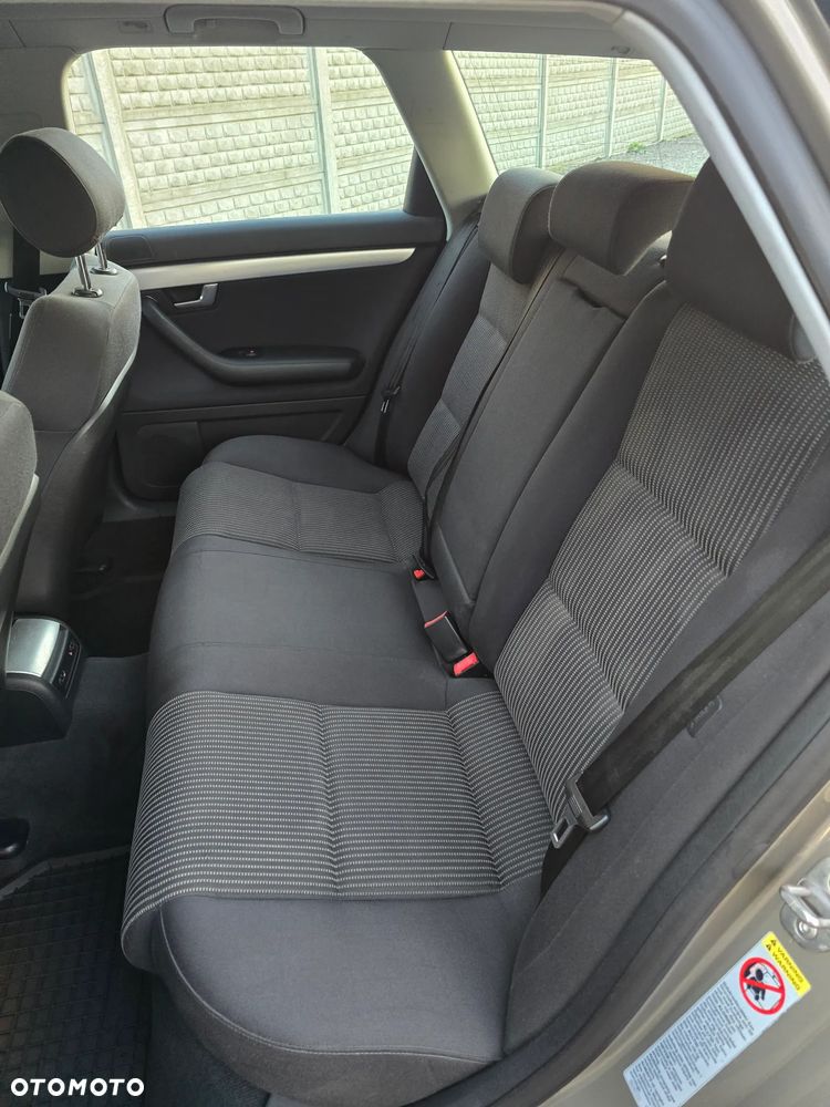 Audi A4 Avant 1.8 T quattro - 18