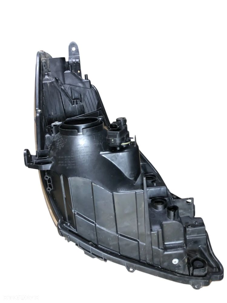 Lampa Lewy Przód Toyota Yaris III Lift (2011 – 2020) -Gwarancja Wysyłka Montaż - 8