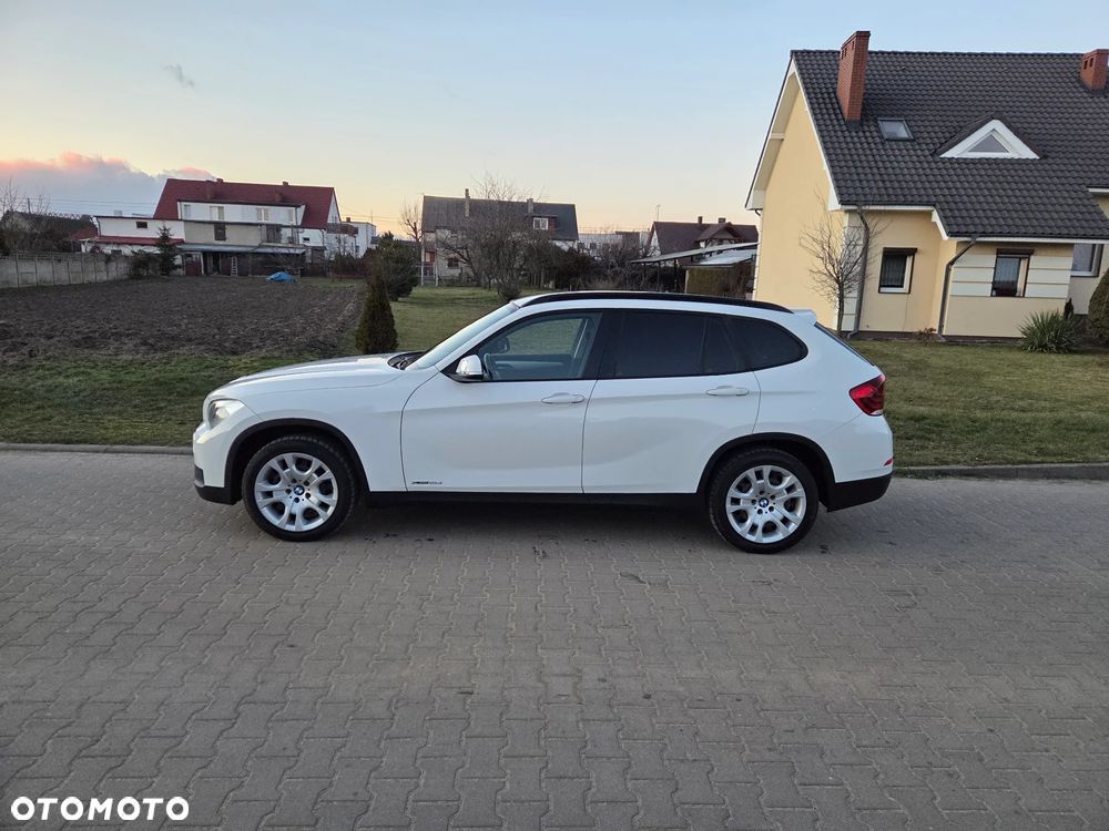 BMW X1 xDrive18d xLine - 15