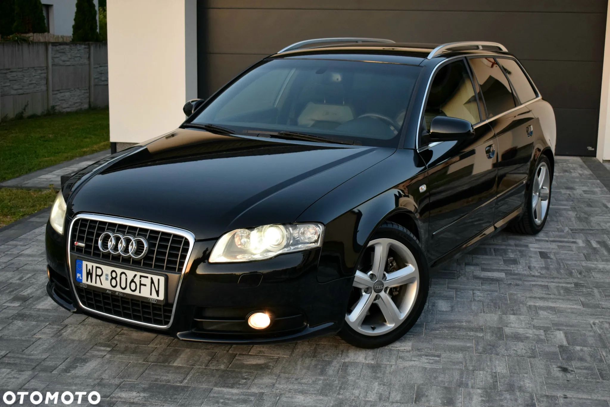 Audi A4 - 1