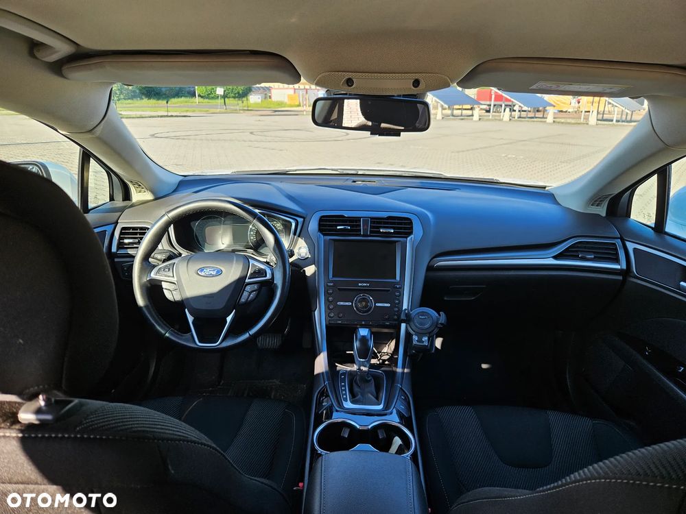Ford Mondeo 2.0 TDCi Titanium 4WD PowerShift - 10