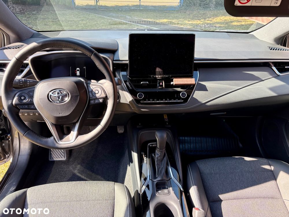 Toyota Corolla - 8