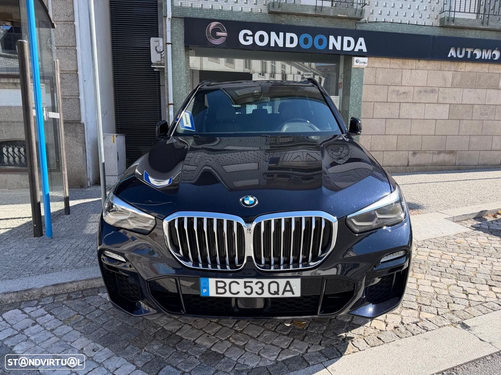 BMW X5 2021 photo 2