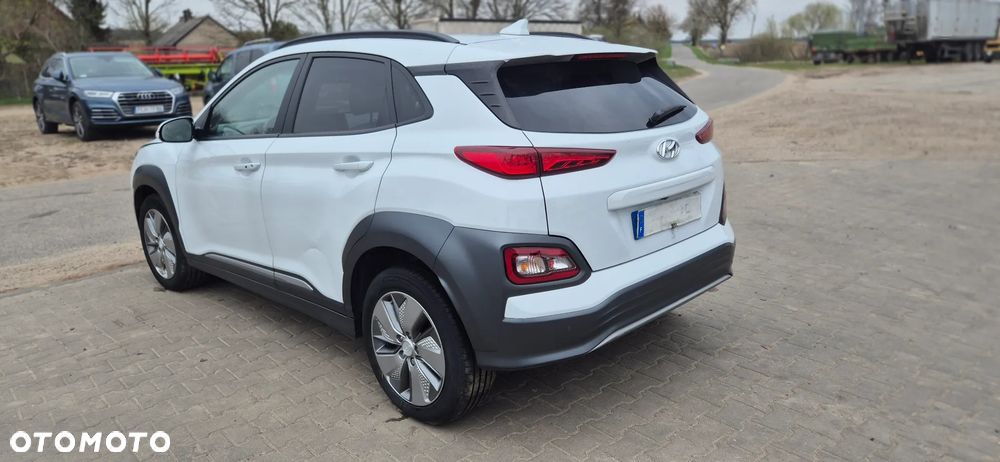Hyundai Kona 64kWh Premium - 14