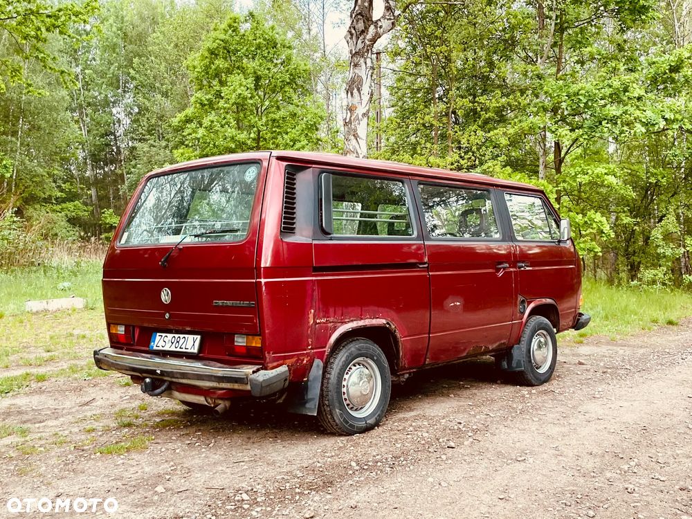Volkswagen Transporter Caravelle CL 255 592/Z04 - 13