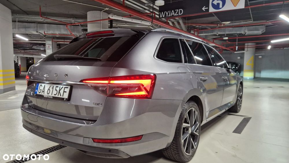 Skoda Superb 2.0 TDI SCR 4x4 Style DSG - 4