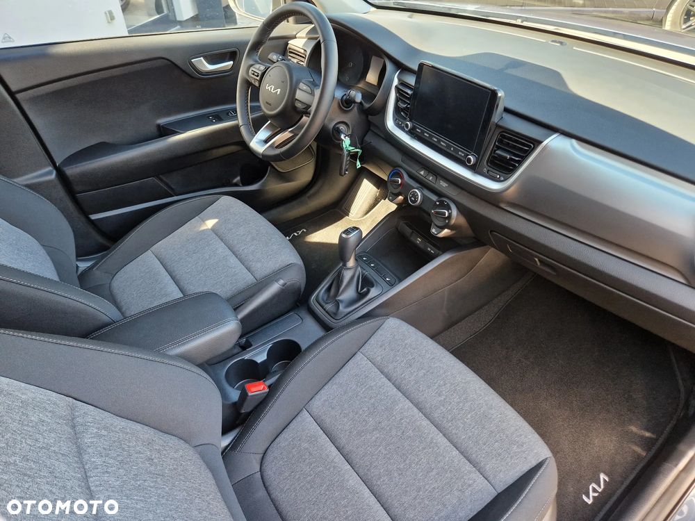 Kia Stonic - 11