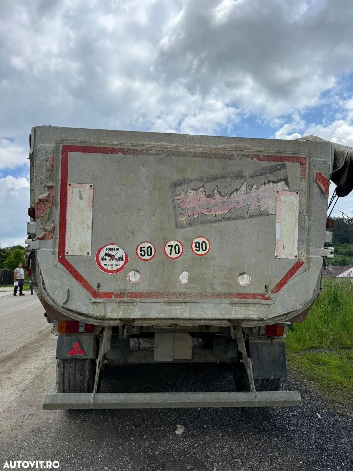 Schmitz Cargobull SGF S3 Semiremorca - 2