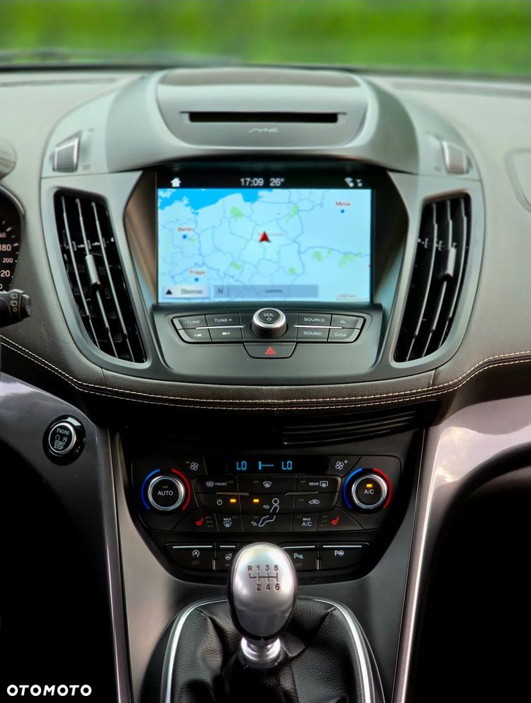 Ford Kuga 2.0 TDCi 4x2 Vignale - 8