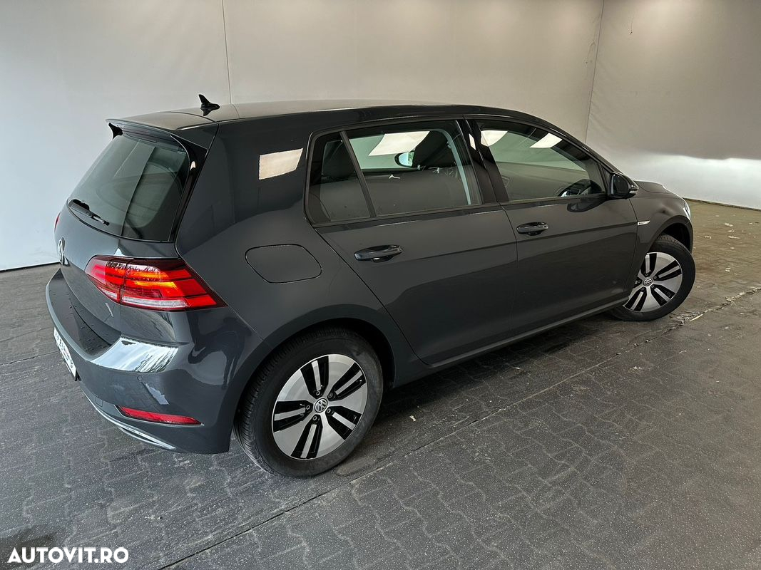 Volkswagen Golf e-Golf - 16
