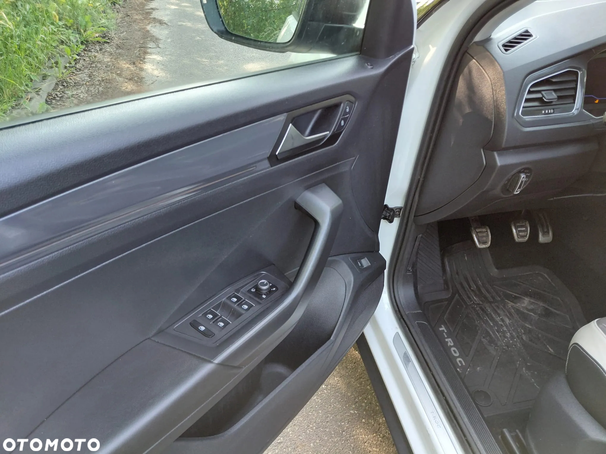 Volkswagen T-Roc - 28