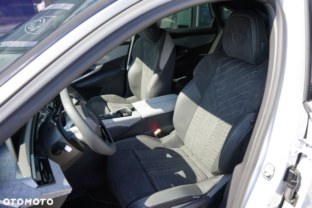 Peugeot 3008 Hybrid 145 e-DSC6 GT EXCLUSIVE - 7