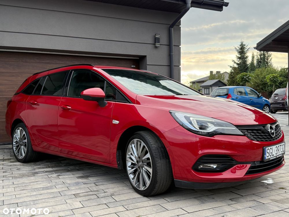 Opel Astra 1.2 T Elegance S&S - 4