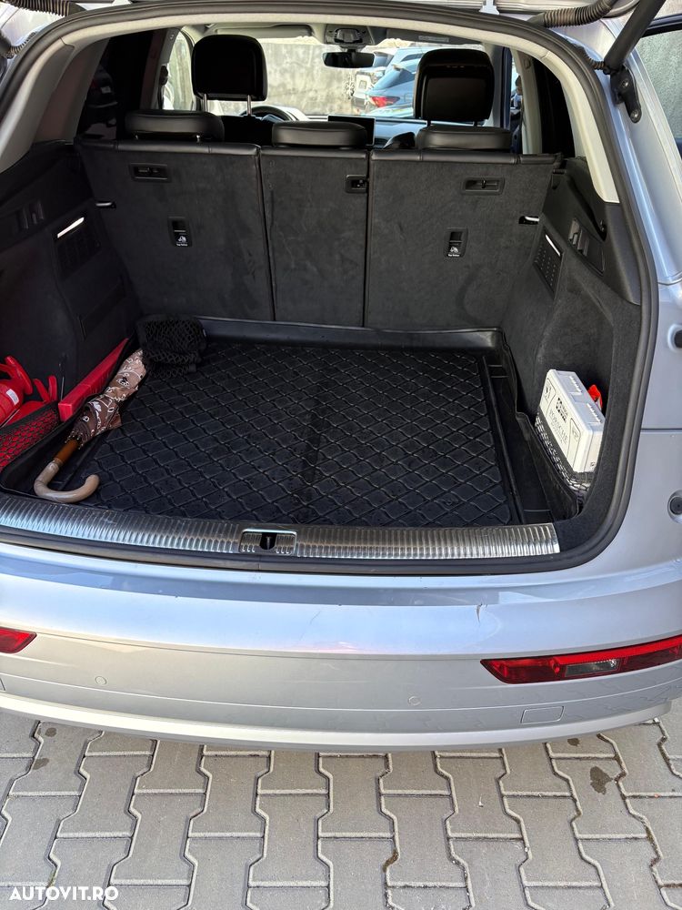 Audi Q5 2.0 40 TDI quattro S tronic Design - 15