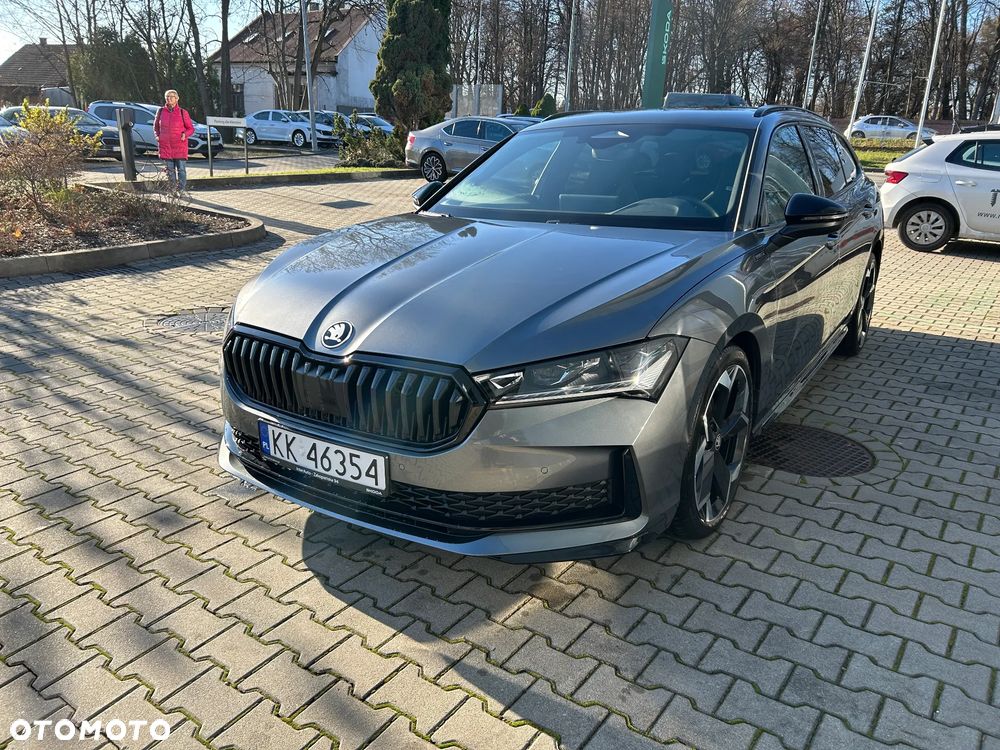 Skoda Superb 2.0 TDI SCR 4x4 Sportline DSG - 4