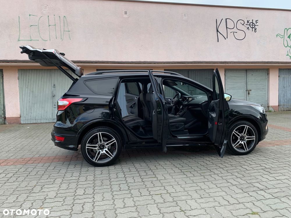 Ford Kuga - 27