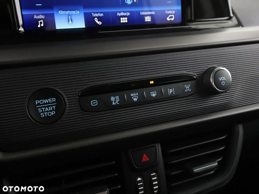Ford Tourneo Courier 1.0 EcoBoost Titanium - 30