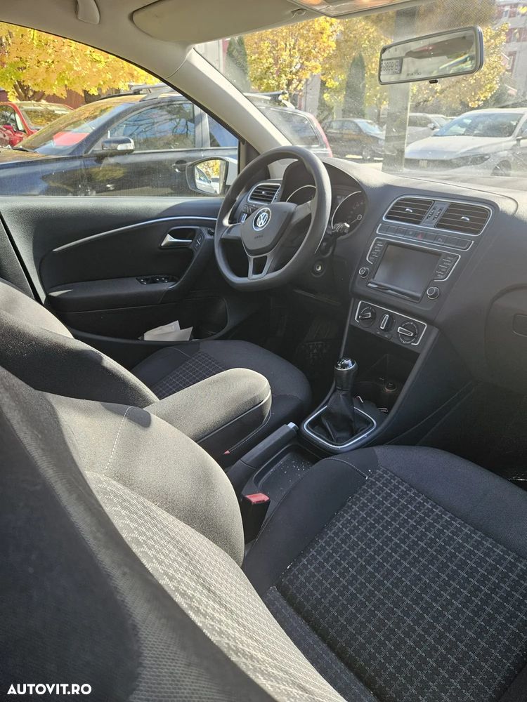 Volkswagen Polo - 9