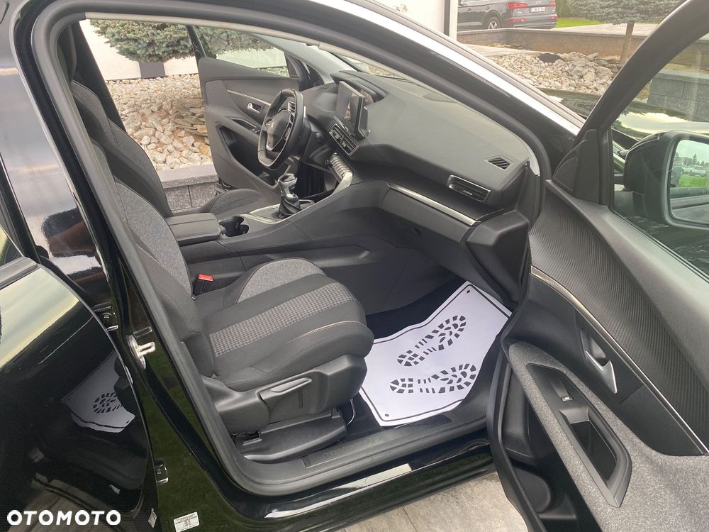 Peugeot 3008 1.5 BlueHDi Active Pack S&S - 35