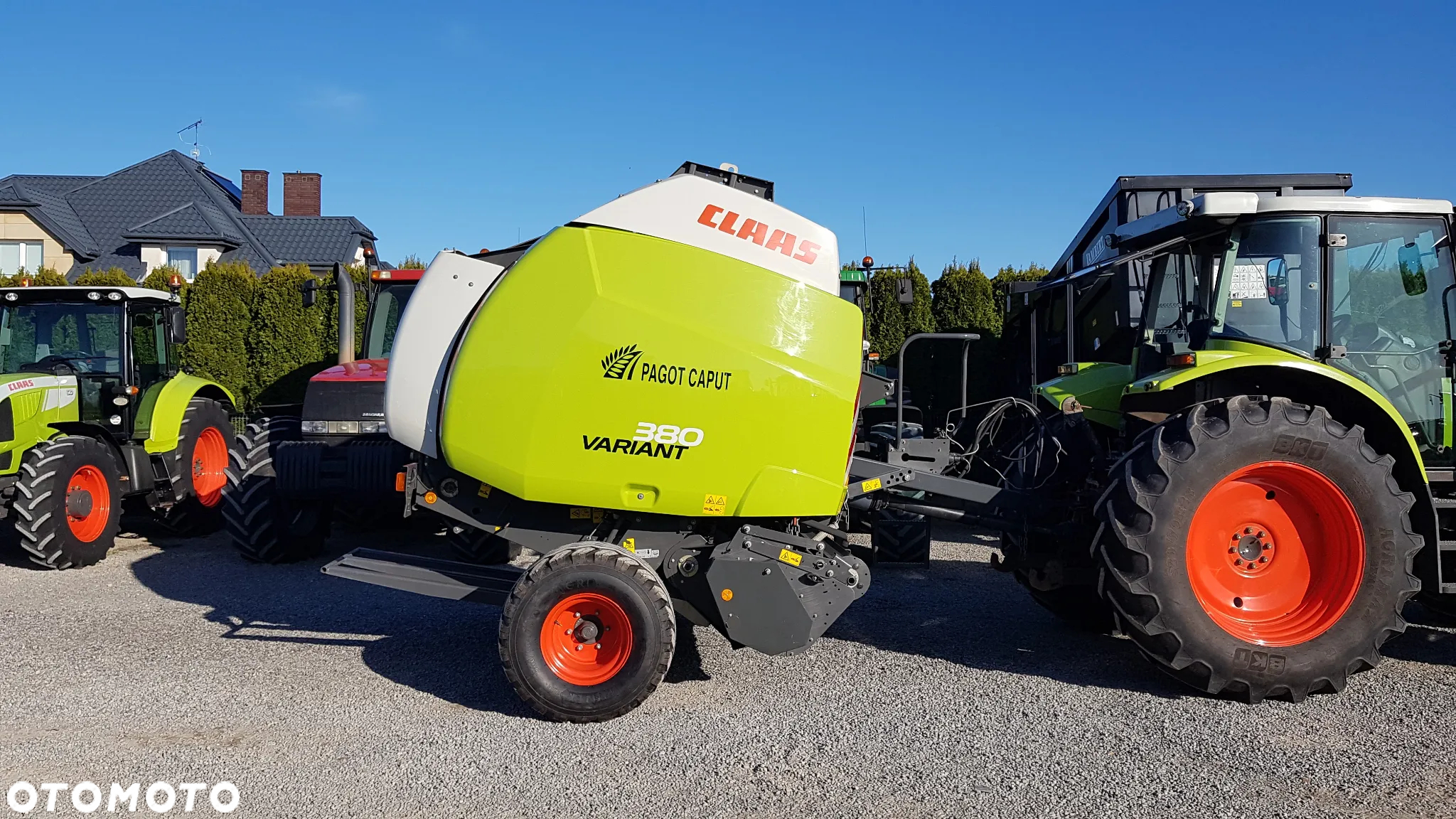 Claas VARIANT 380 - 15