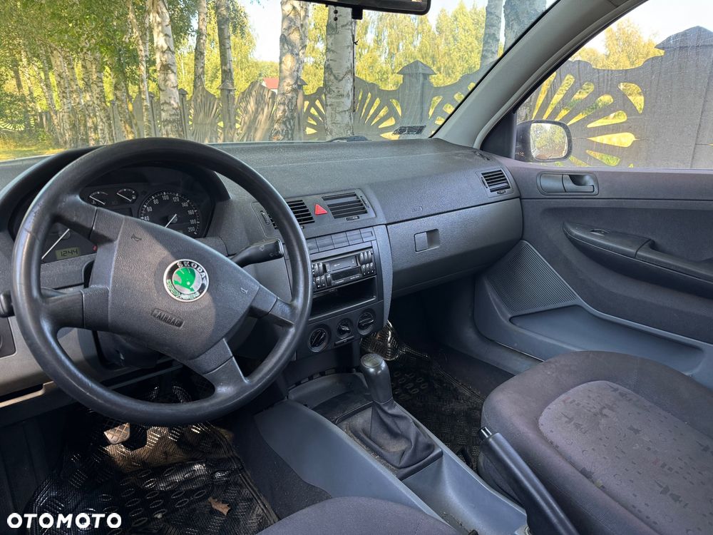 Skoda Fabia - 8
