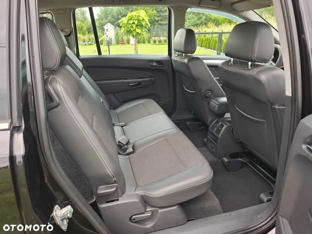 Opel Zafira - 8