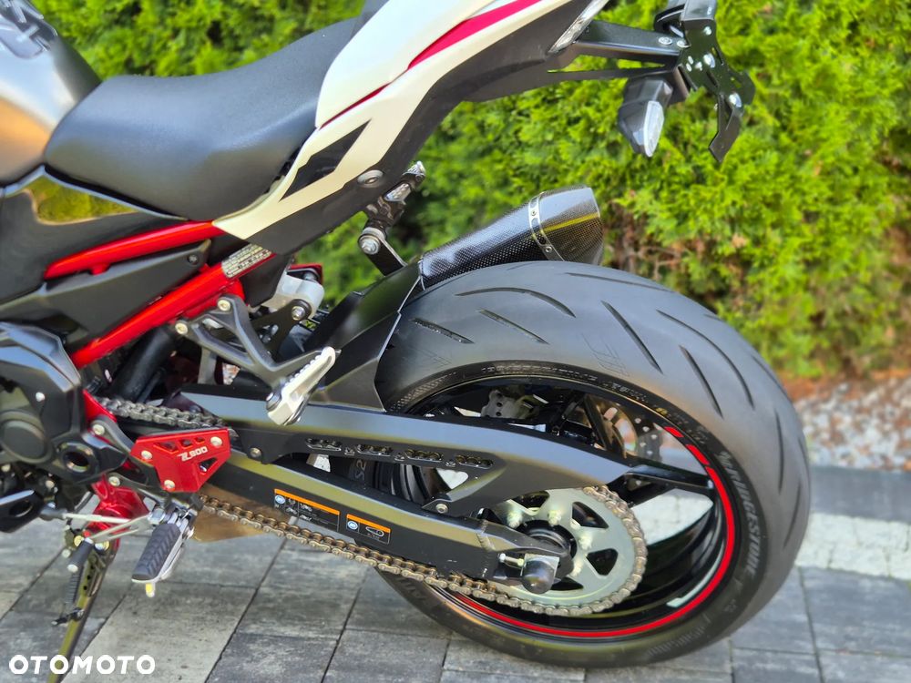 Kawasaki Z 900 - 26