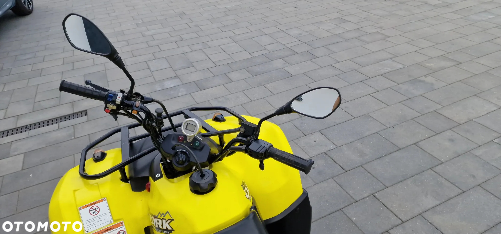 Suzuki Inny - 10
