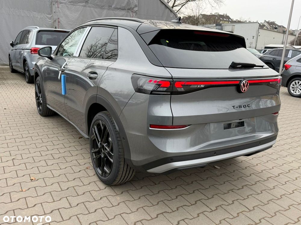 Volkswagen T-Roc - 4