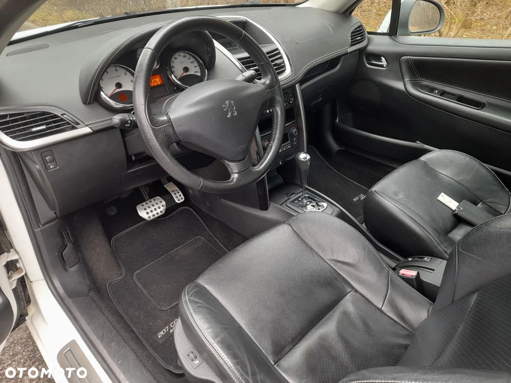 Peugeot 207 120 Automatik Sport - 16