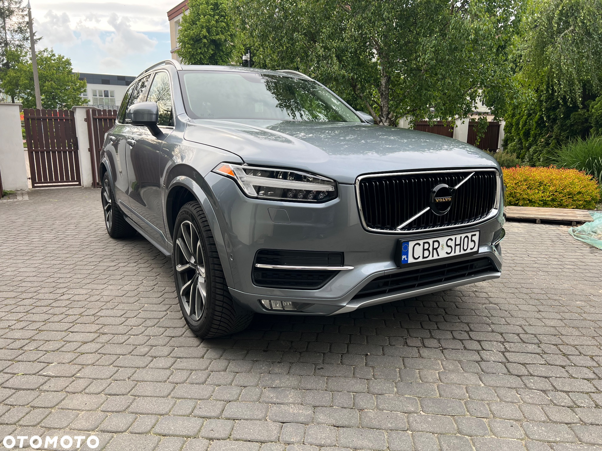 Volvo XC 90 T6 AWD Geartronic Momentum - 4